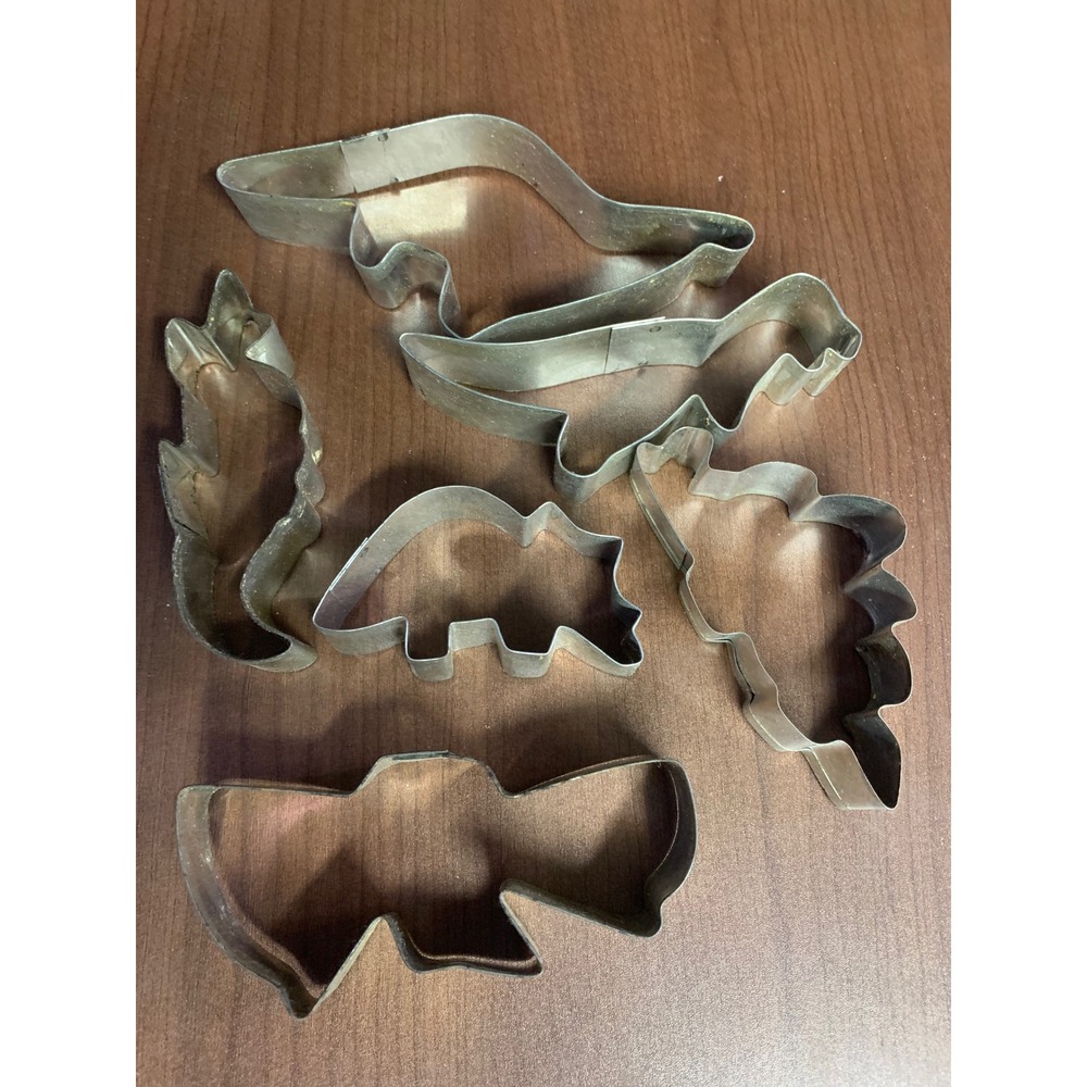 Vintage Dinosaur Metal Cookie Cutter Set Silver 6‎ Piece Prehistoric Shapes